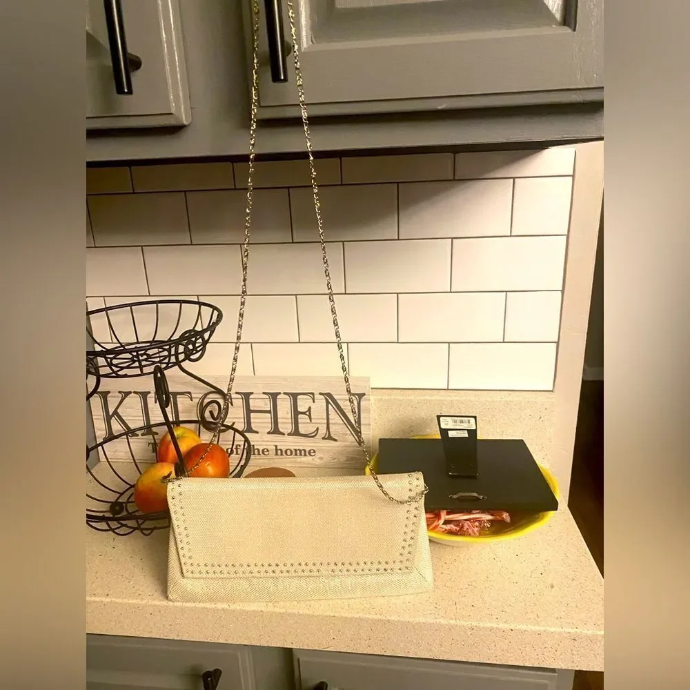 Women’s dressy evening bag/purse, neutral and matches anything!